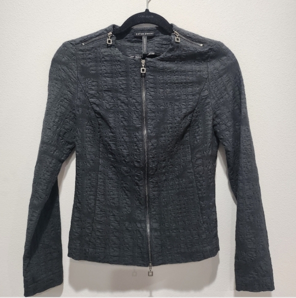 Sarah Pacini Charcoal Textured Blazer - Picture 7 of 7